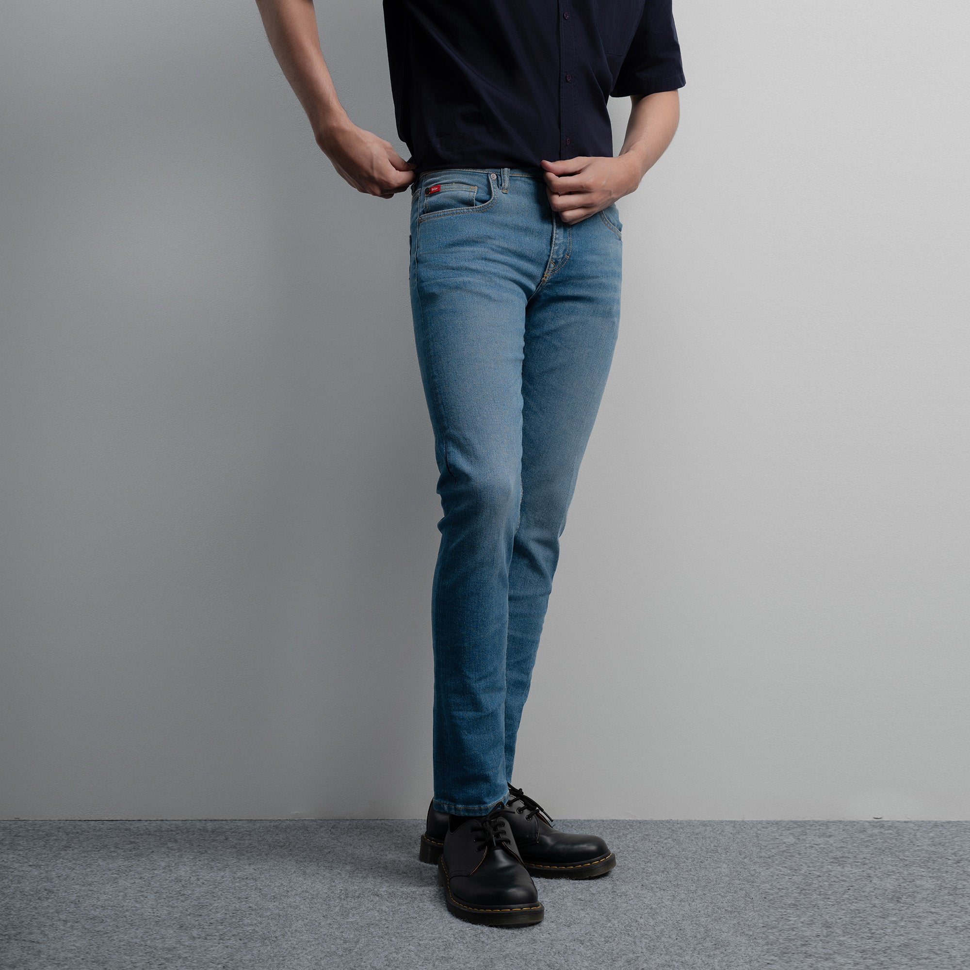 Lee Cooper Slim Fit Jeans Norris Worn Light Blue Yodea