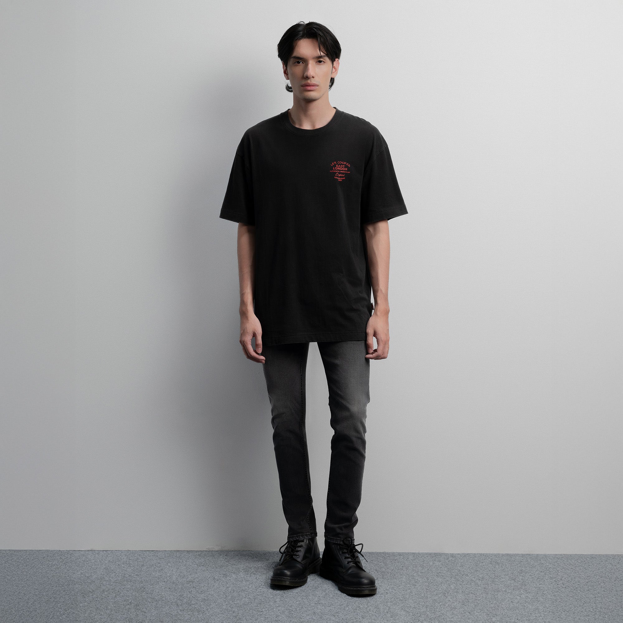 Lee Cooper Oversized T-Shirt Cracking Typography Black