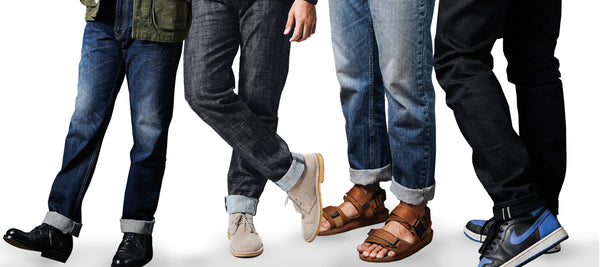 Mix and match 4 Footwear dengan jeans Lee Cooper agar tampilan makin keren.